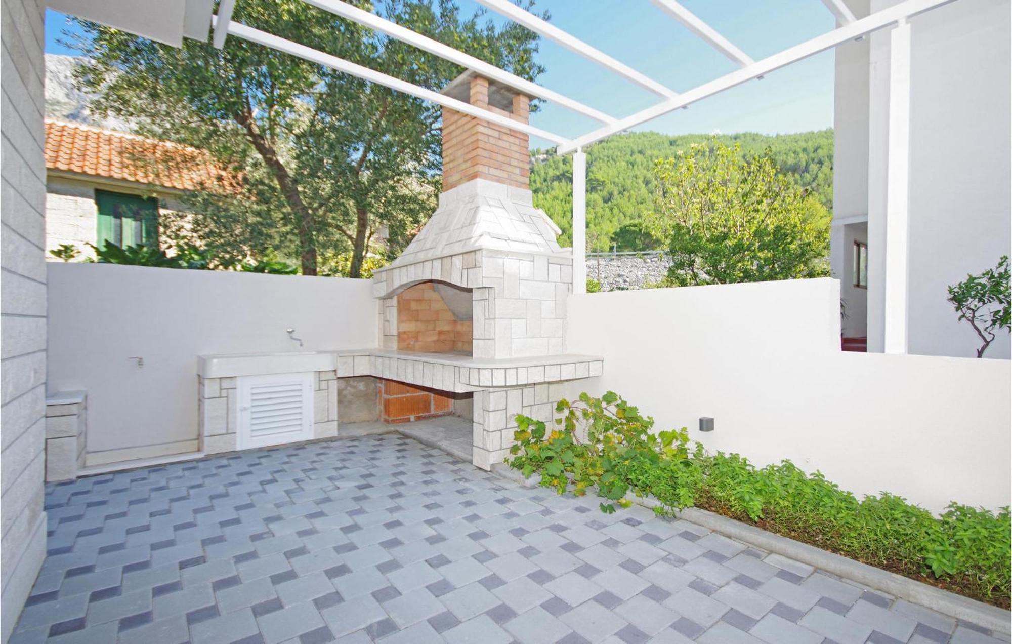 Awesome Home In Drvenik With Wifi Экстерьер фото