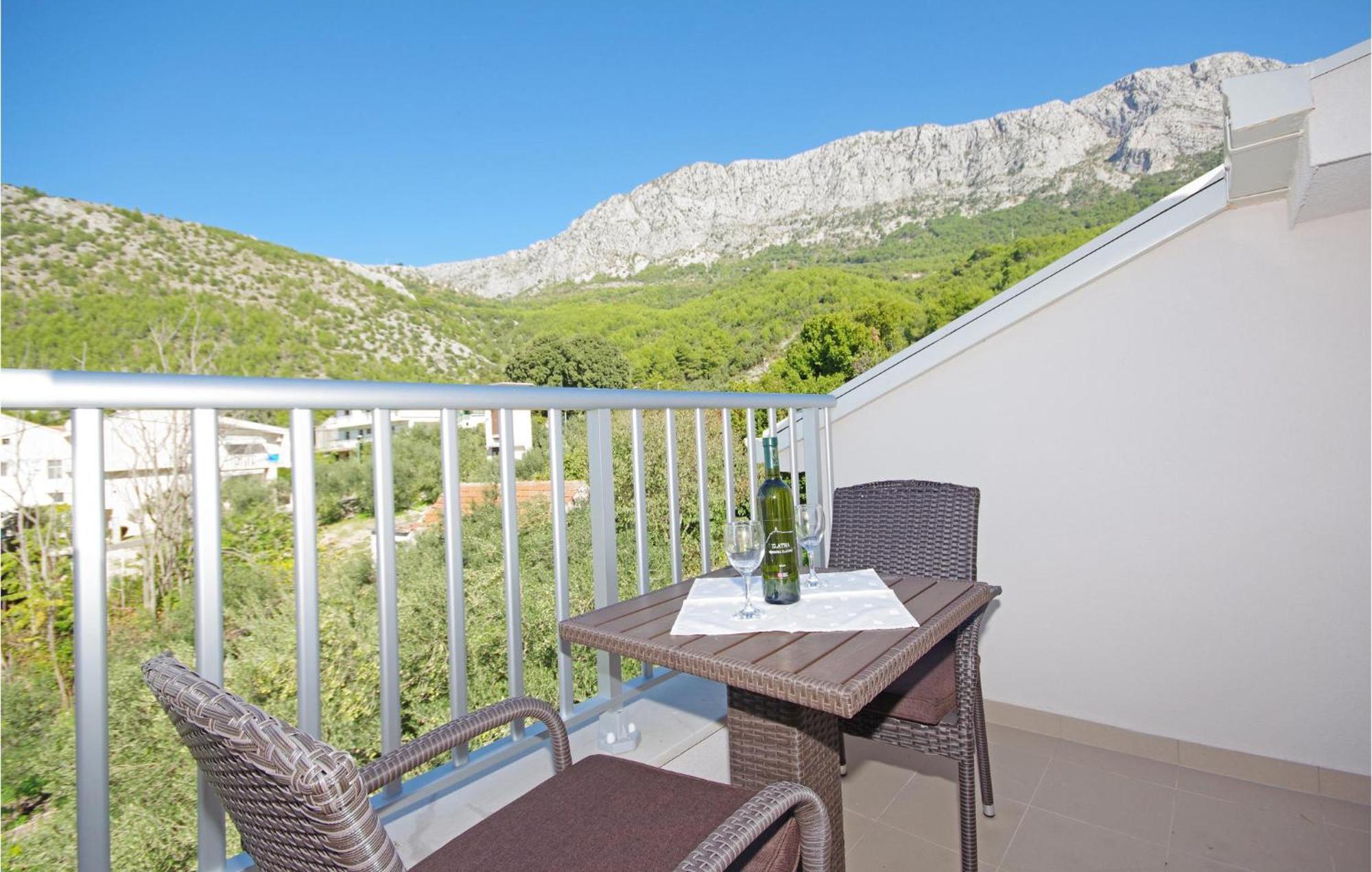 Awesome Home In Drvenik With Wifi Экстерьер фото