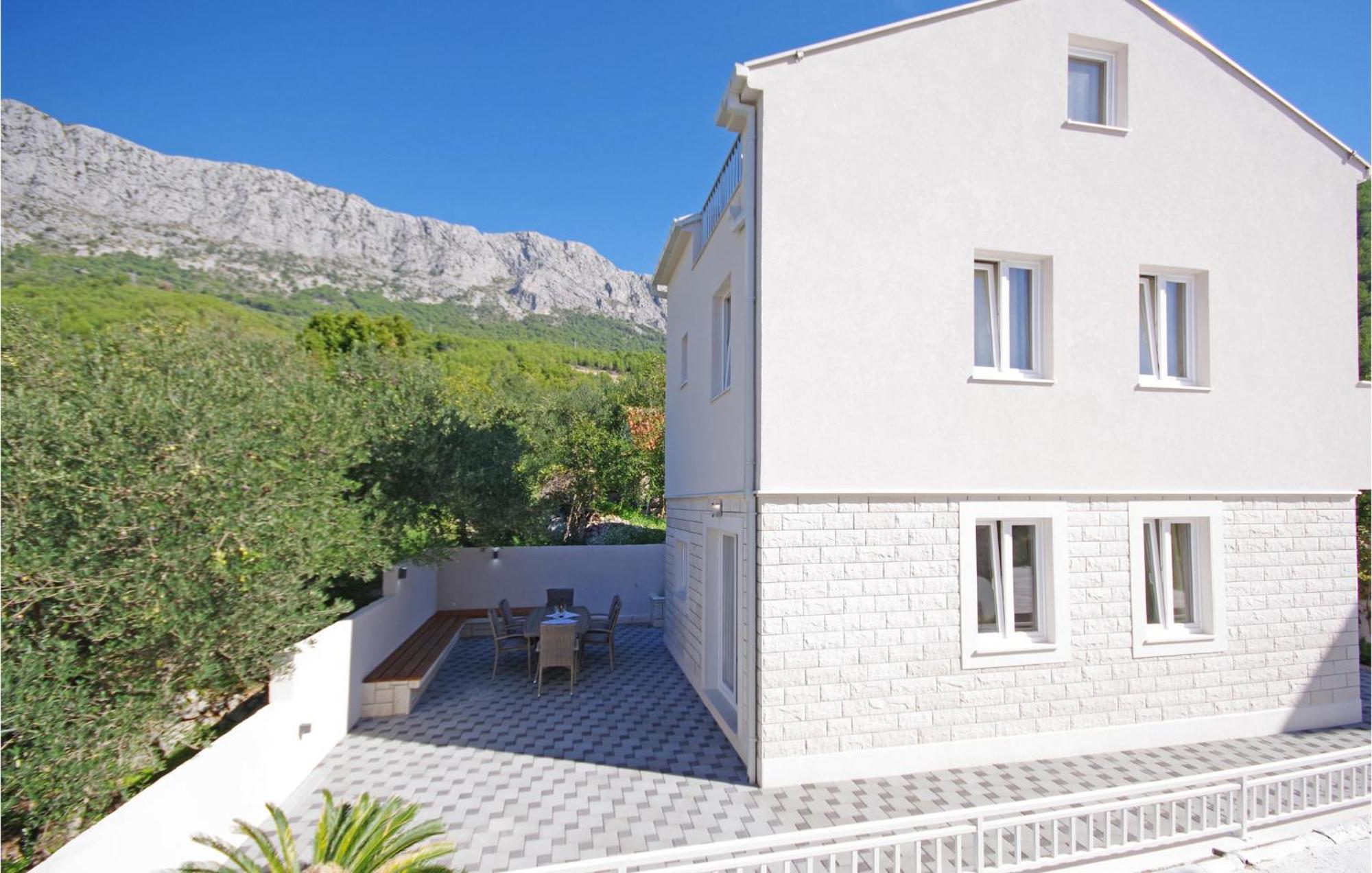 Awesome Home In Drvenik With Wifi Экстерьер фото