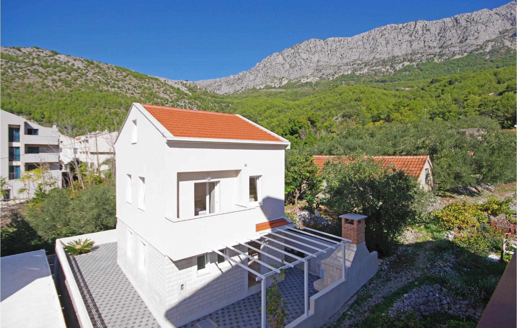 Awesome Home In Drvenik With Wifi Экстерьер фото